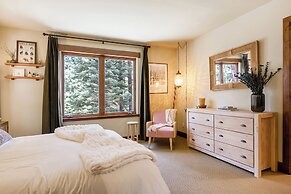 Star Haven Retreat 5 BDR Stunner!