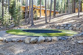 Star Haven Retreat 5 BDR Stunner!
