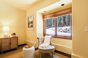 Star Haven Retreat 5 BDR Stunner!