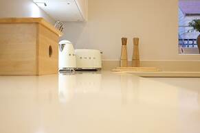 Bicester Villa - 6 Bed - Sleeps 14