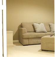 Bicester Villa - 6 Bed - Sleeps 14