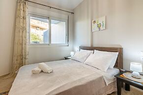 Garden Apartment in Gazion