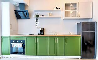 Alma Zev Apartment