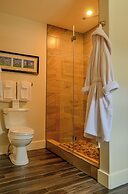 Indian Falls Chalets