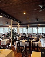 The Glen Cove Hotel & Restaurant
