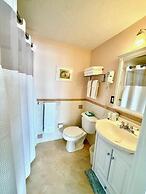 The Glen Cove Hotel & Restaurant