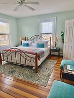 The Glen Cove Hotel & Restaurant