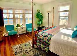 The Glen Cove Hotel & Restaurant