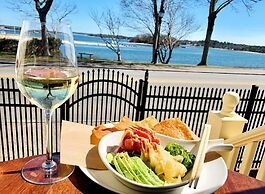 The Glen Cove Hotel & Restaurant