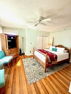 The Glen Cove Hotel & Restaurant