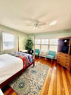 The Glen Cove Hotel & Restaurant