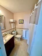 The Glen Cove Hotel & Restaurant