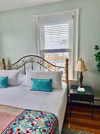 The Glen Cove Hotel & Restaurant