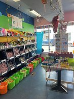 The Glen Cove Hotel & Restaurant