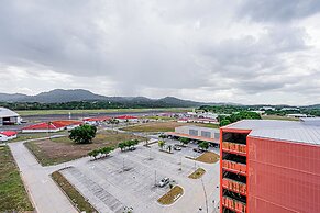 Centriqo by Wynwood house