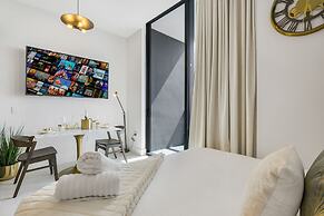 Studio with City Views in Downtown Miami