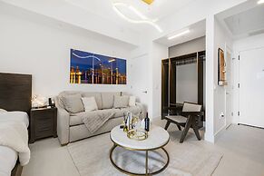Studio with City Views in Downtown Miami
