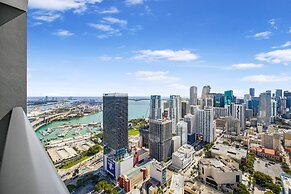 Studio with City Views in Downtown Miami