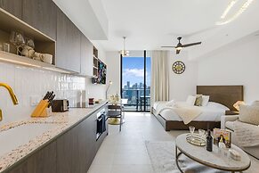 Studio with City Views in Downtown Miami