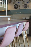 La Vista Postcard Hotel