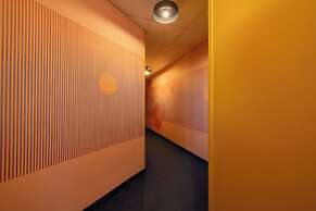 La Vista Postcard Hotel