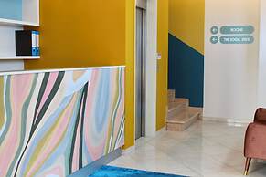 La Vista Postcard Hotel