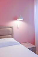 La Vista Postcard Hotel