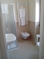 La Vista Postcard Hotel