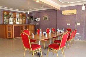 Silver Oak Country Yard Hotel & Resort