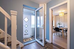 3br-garden-freeparking-neartowncentre