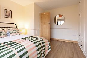 3br-garden-freeparking-neartowncentre