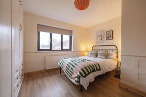 3br-garden-freeparking-neartowncentre