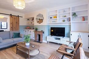 3br-garden-freeparking-neartowncentre