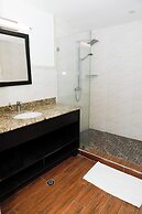 Kings Pavilion Suites Hotel