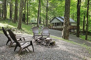 Cozy Lake Cabin 3 with Boatdock