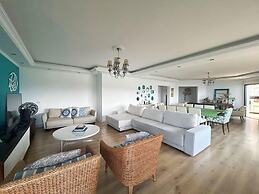 Apê Praia das Astúrias Vista Mar