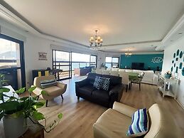 Apê Praia das Astúrias Vista Mar