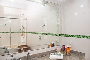 Apê Praia das Astúrias Vista Mar