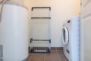 Penthouse by Brosundet, Free Parking Space