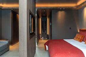 Eh Boutique Experience