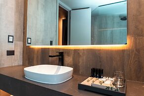 Eh Boutique Experience