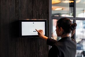 Eh Boutique Experience