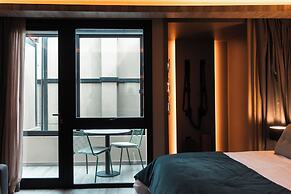 Eh Boutique Experience