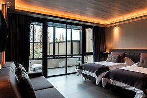 Eh Boutique Experience