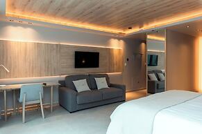 Eh Boutique Experience