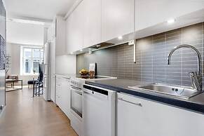 Cozy 1-bedroom Apartment in Ålesund's Heart