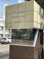 Casa Jardines de Dalia