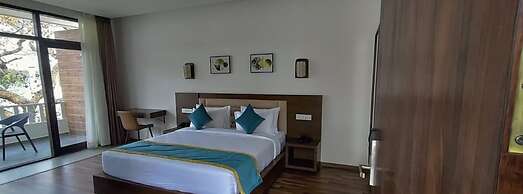 Bindiga Peak Resorts