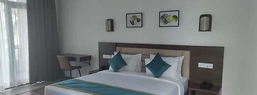 Bindiga Peak Resorts