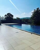 Bindiga Peak Resorts